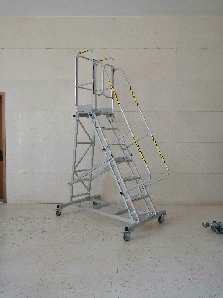 鋁合金登高梯
